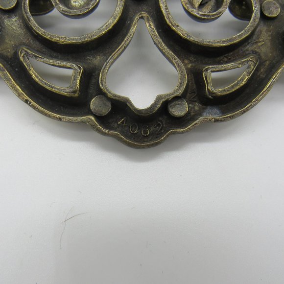 VINTAGE BRASS DRAWER PULLS.  SET OF 6. - Picture 7 of 7